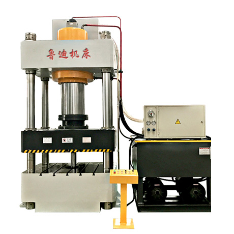 500吨四柱液压机